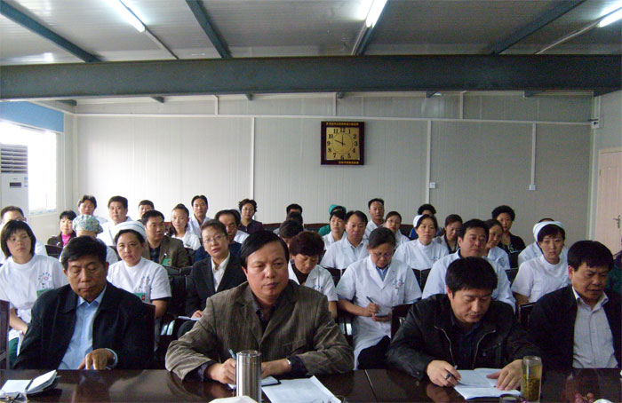 我院圓滿完成2010年河南省中醫(yī)醫(yī)院管理年活動(dòng)檢查評(píng)估驗(yàn)收
