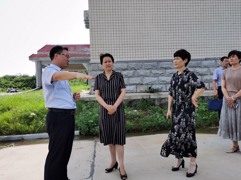 信陽(yáng)市副市長(zhǎng)楊淑萍到市中醫(yī)院調(diào)研指導(dǎo)工作