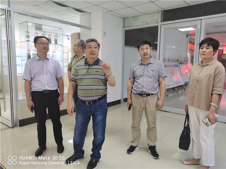 信陽(yáng)市中醫(yī)院考察組赴上蔡、睢縣、鄭州考察